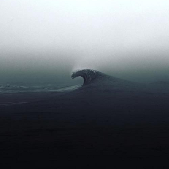 grey lonely wave